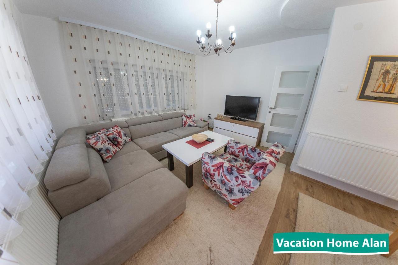 Vacation Home Alan クレン・ヴァクフ エクステリア 写真