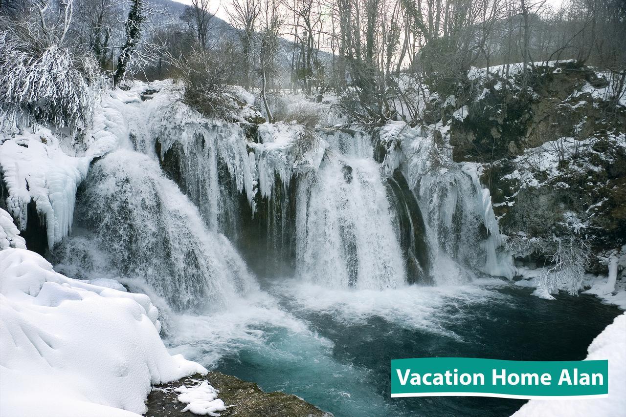 Vacation Home Alan クレン・ヴァクフ エクステリア 写真