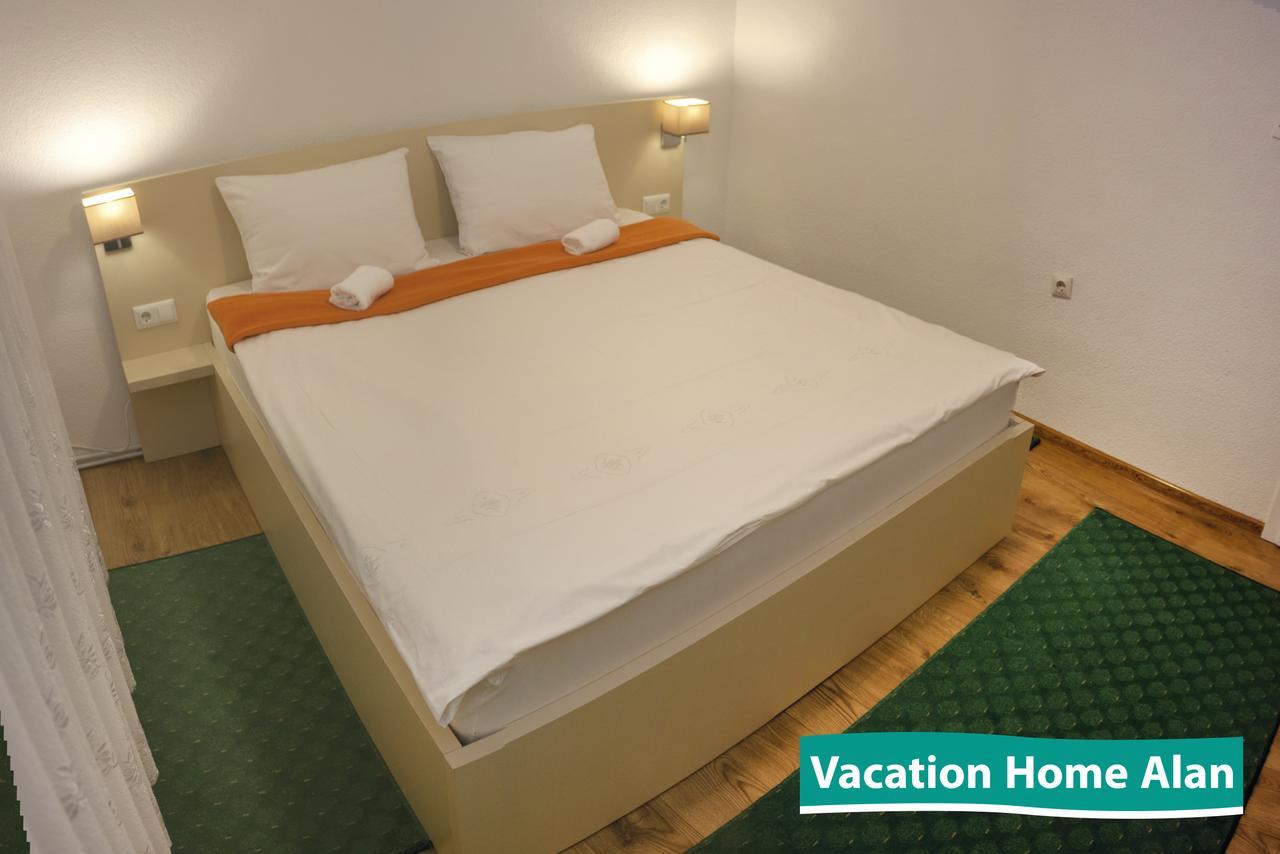 Vacation Home Alan クレン・ヴァクフ エクステリア 写真